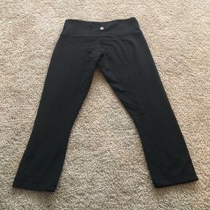 Lululemon Wunder Under Crop